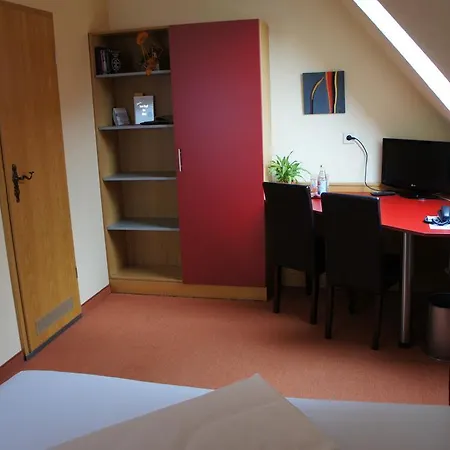酒店 Stadt-gut-hotel Altstadt-hotel Stern 3*
