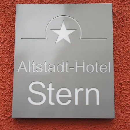 Stadt-gut-hotel Altstadt-hotel Stern 德尔奥博的新市场