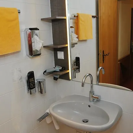 Stadt-gut-hotel Altstadt-hotel Stern 酒店